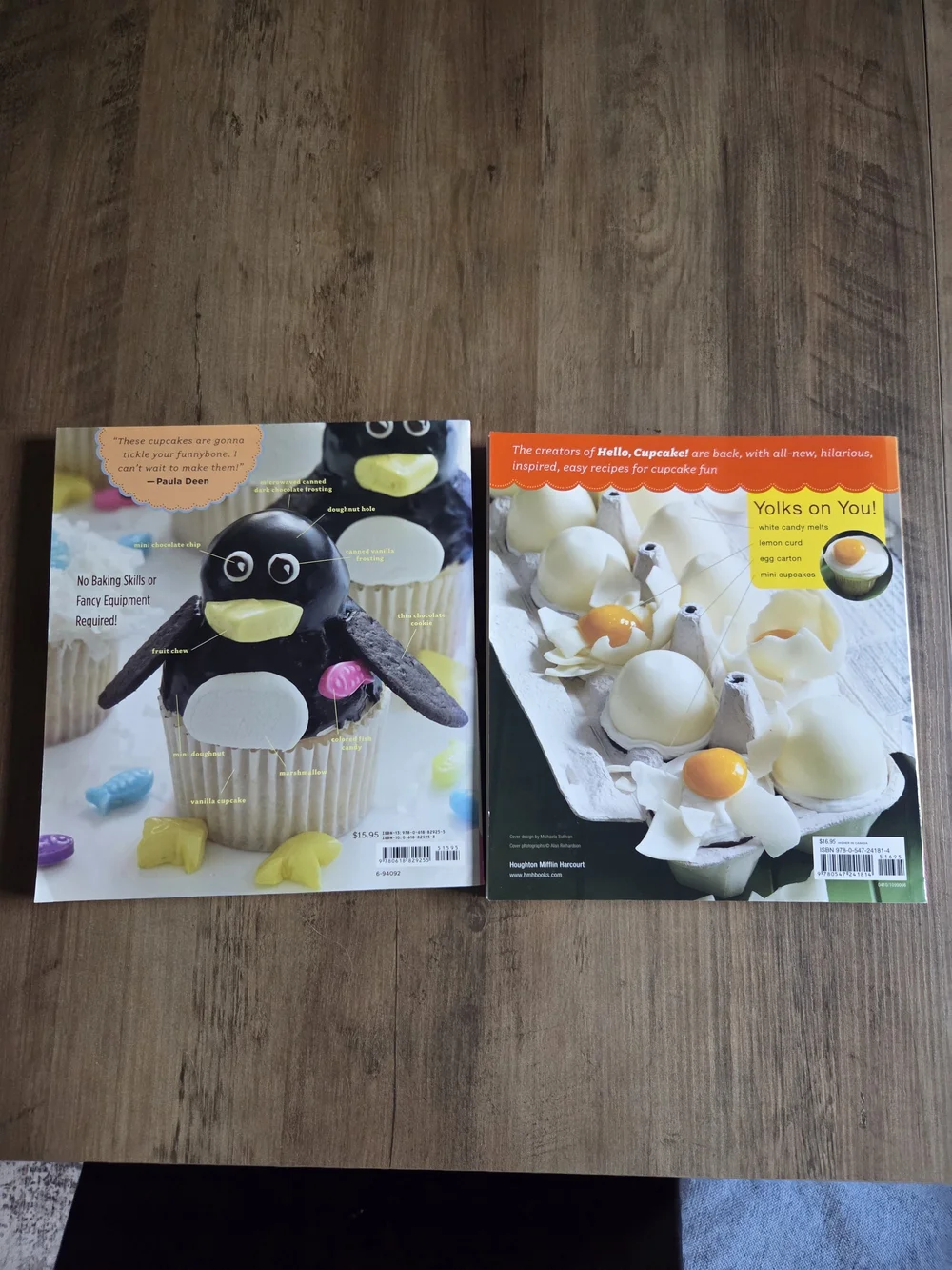 Hello, Cupcake! & What's New, Cupcake? Cookbook Set